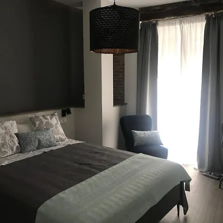 Duke Apartment