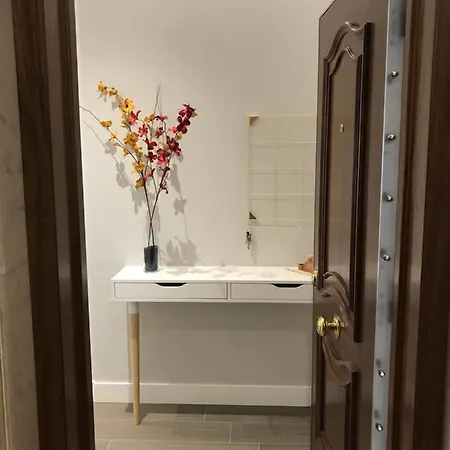 Duke Apartment
